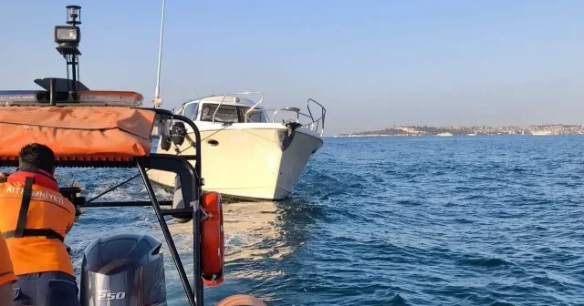 Ortaköy önlerinde sürüklenen tekne kurtarıldı Gündem Haberleri