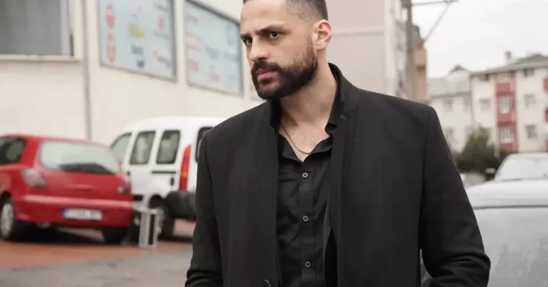 Ekin Mert Daymaz, genç sevgilisiyle aşkını ilan etti