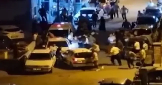 Düğünde girdiği tartışma sonrası alkollü sürücü otomobiliyle davetlilerin arasına daldı VİDEO İZLE