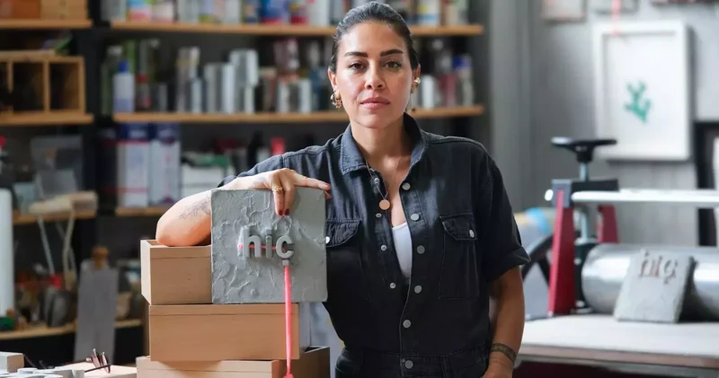 Leyla Emadi’nin ‘HİÇ’ adlı eseri, Trendyol Sanat’ta sanatseverlerle buluşuyor