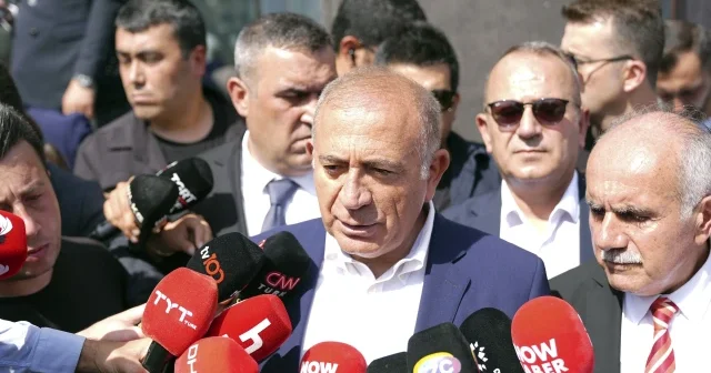 Gürsel Tekin’den CHP yönetimine sert çıkış: Biz Aziz İhsan lara yenilmeyeceğiz Politika Haberleri