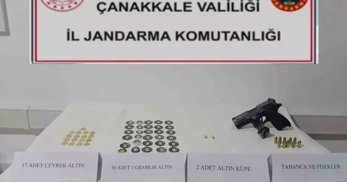 Jandarma çalınan altınları teslim etti