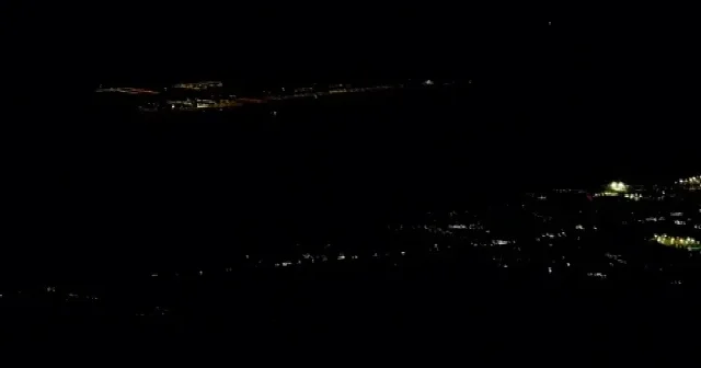 Japonya’da United Airlines uçağı acil iniş yaptı VİDEO İZLE