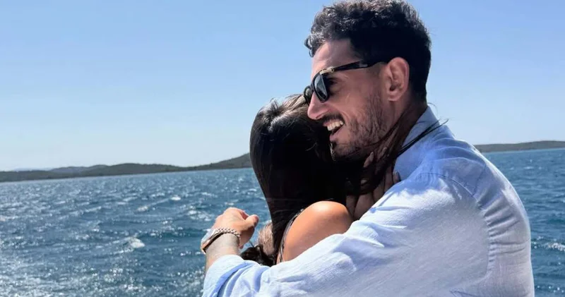 Hazal Çağlar ile Samet Akaydın tatilde Magazin haberleri
