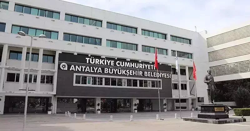 Antalya daki rüşvet operasyonunda 14 şüpheli adliyeye sevk edildi