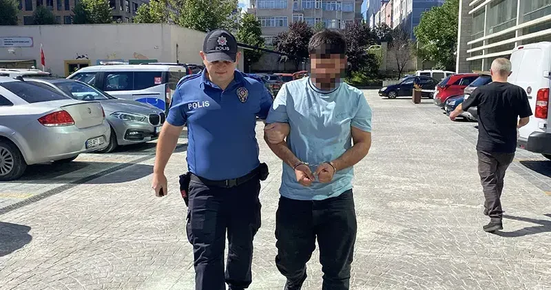 Araçlarının önünü kesip husumetlisi ve eşini darbeden şüpheliye gözaltı