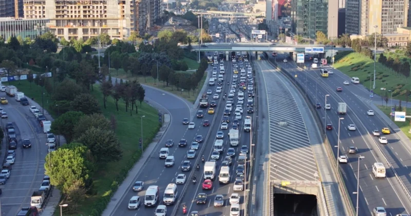 İBB den ulaşıma yüzde 30 zam talebi! Zam talebi onaylanırsa Marmaray, metrobüs, minibüs, vapur, metro, taksi ücreti ne kadar olacak?