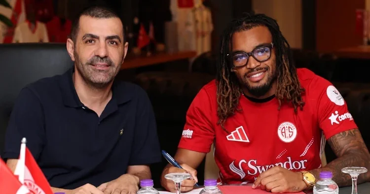 Antalyaspor, İsviçreli oyuncu Ballet i transfer etti!