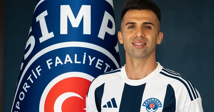 Kasımpaşa, Emre Taşdemir i transfer etti!