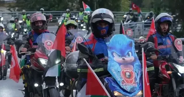 İstanbul da yüzlerce araç ve motosikletle Gazze konvoyu VİDEO İZLE