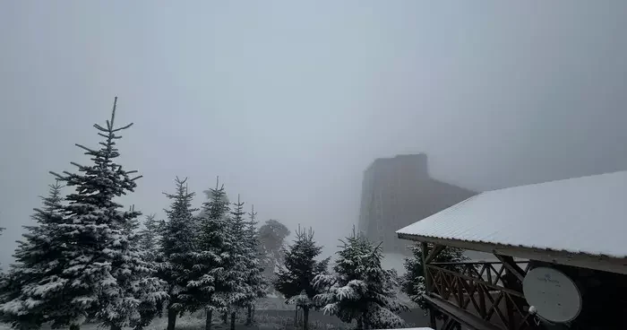 Kartalkaya ve Arkut Dağı kayak merkezlerinde kar yağışı etkili oldu