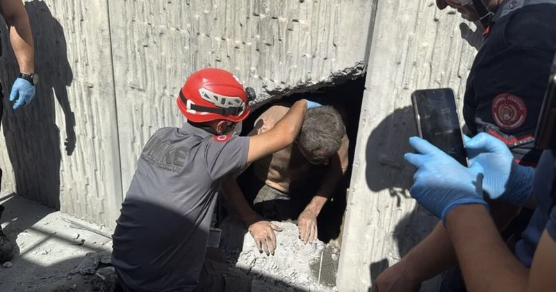 Sır perdesi aralandı! Tünelin duvarında mahsur kalan kişi turist çıktı! Son dakika haberleri