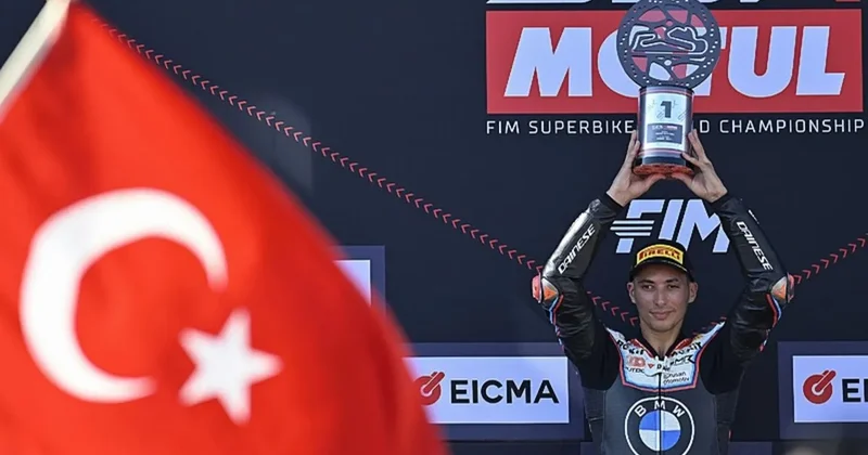 Milli motosikletçi Toprak, Superpole yarışını kazanarak şampiyonluğa biraz daha yaklaştı