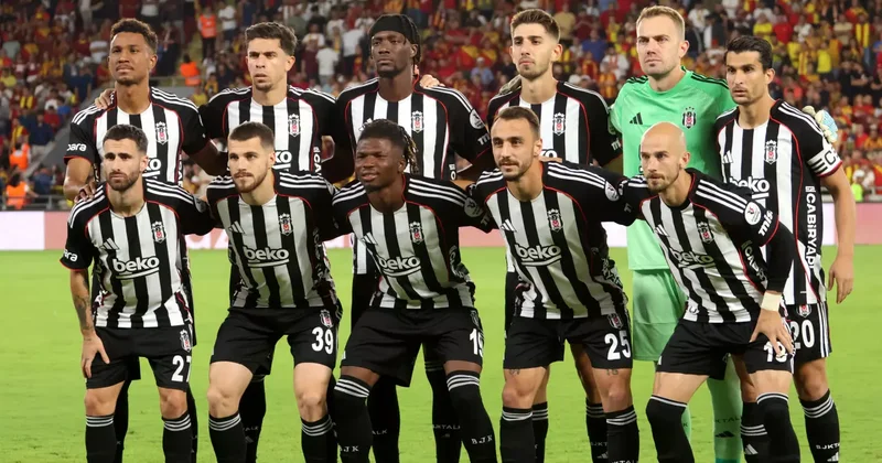 Flaş iddia! Beşiktaş tan ayrılır ayrılmaz Fenerbahçe ye imza atabilir
