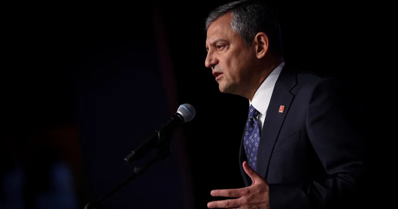 Özgür Özel: Gurbetçilerle omuz omuza, Türkiye için demokrasiyi, adaleti savunacağız