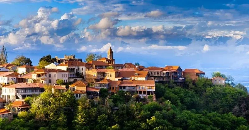 Ne vize ne de belge, Türk vatandaşları izinsiz yaşayabiliyor: Duyan biletini alıp taşınıyor Sözcü Gazetesi