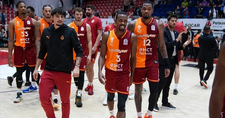 Galatasaray MCT Technic, Aliağa Petkimspor u deplasmanda yendi!
