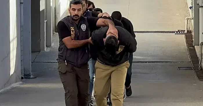 Adana da sazan sarmalı yöntemiyle dolandırıcılık! 6 zanlı tutuklandı