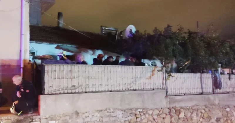 Denizli de evin tavanı çöktü: 6 yaralı