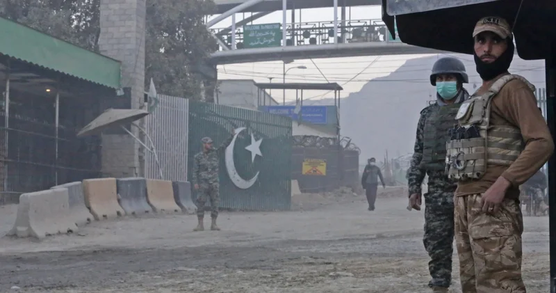 Pakistan: Afgan güçlerinin 23 askerimizi öldü