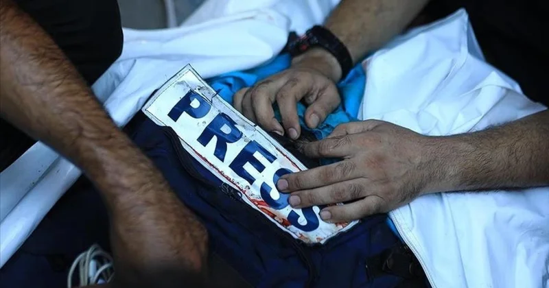 Katil İsrail in Gazze de öldürdüğü gazeteci sayısı 215 e çıktı