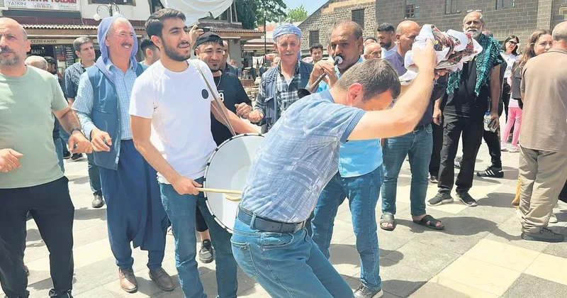 Diyarbakır’da davullu zurnalı kutlama
