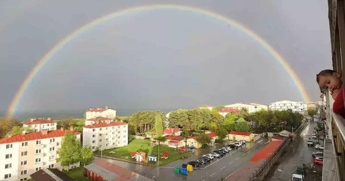 Tatvan semalarında gökkuşağı manzarası mest etti