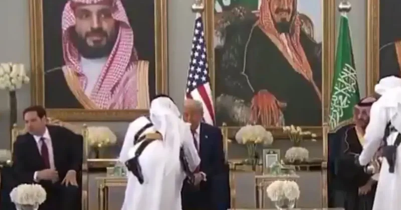 Trump ın Orta Doğu acemiliği! İkram karşısında ne yapacağını bilemedi