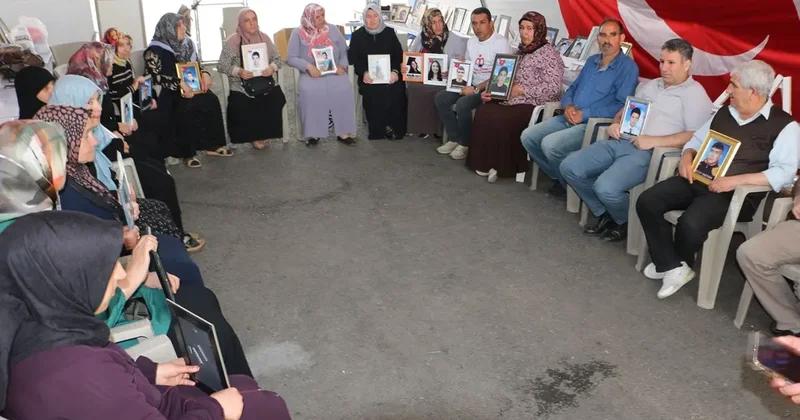 Diyarbakır anneleri PKK nın kendini feshetmesiyle evlatlarına kavuşmayı bekliyor