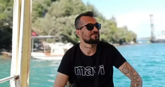Bodrum da ışıkta bekleyen otomobile çarpan motosikletli yaşamını yitirdi