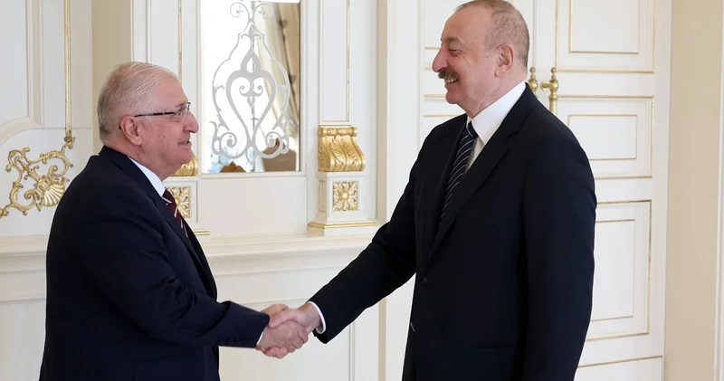 Azerbaycan Cumhurbaşkanı Aliyev, Milli Savunma Bakanı Güler i kabul etti