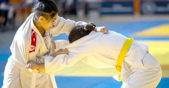 Üniversite Sporları Türkiye Judo Şampiyonası Edirne de başladı Salon Sporları Haberleri