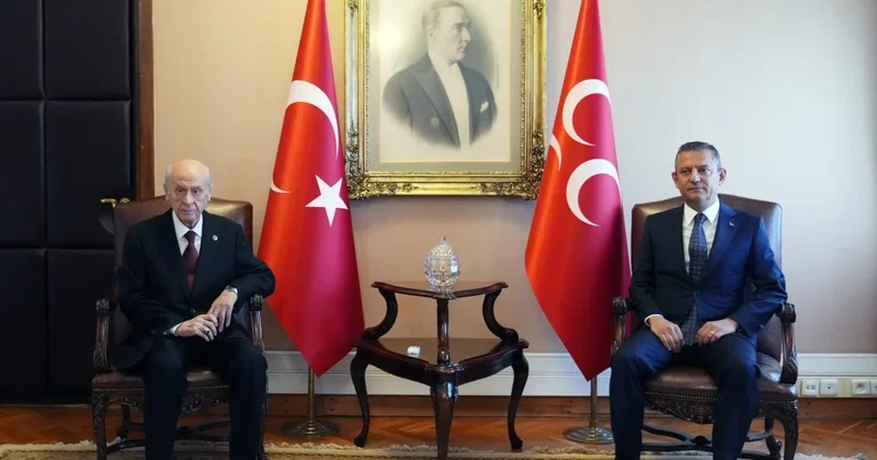 Özgür Özel den Devlet Bahçeli ye olay 180 derece sözleri: Bahçeli öyle bir siyasetçidir Sözcü Gazetesi