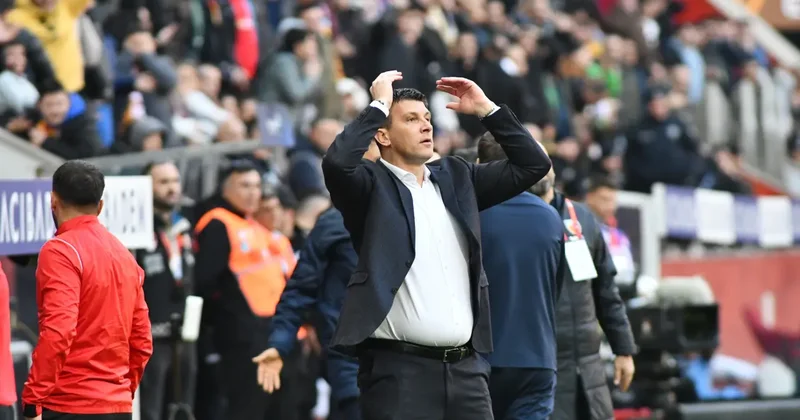 Kayserispor dan Jakirovic açıklaması: Takımdan ayrılacağı konuşuluyordu