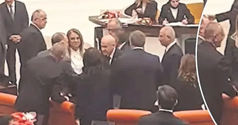 Her şey bir tokalaşmayla başladı