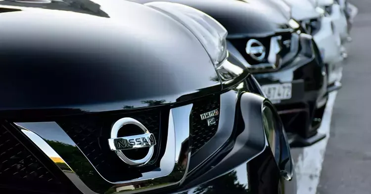 Zor günler geçiren Nissan dan dev zarar