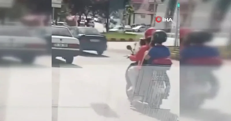 Motosikletle 4 kişilik tehlikeli yolculuk