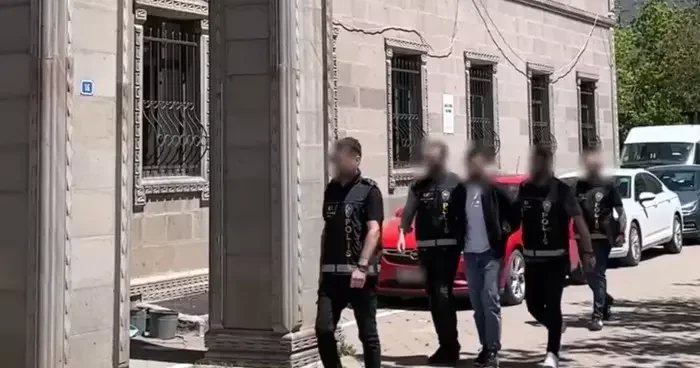 Ağrı da hırsızlık suçlarından aranan 12 hükümlü yakalandı! Toplam 59 yıl cezaları vardı