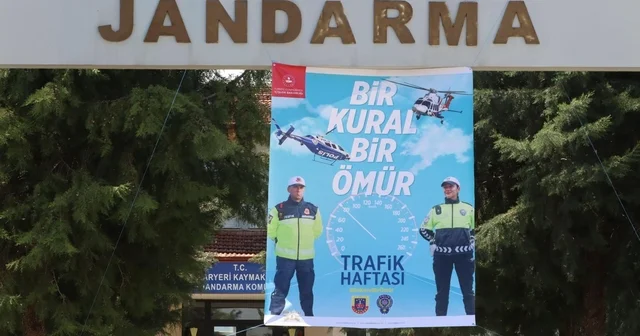 Pazaryeri nde Jandarmadan Bilinçli Toplum, Güvenli Gelecek Projesi etkinliği Bilecik Haberleri