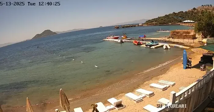 Bodrum da turistlerin can pazarı! Sürat teknesi deniz yatağına çarptı: 1 i ağır 3 yaralı