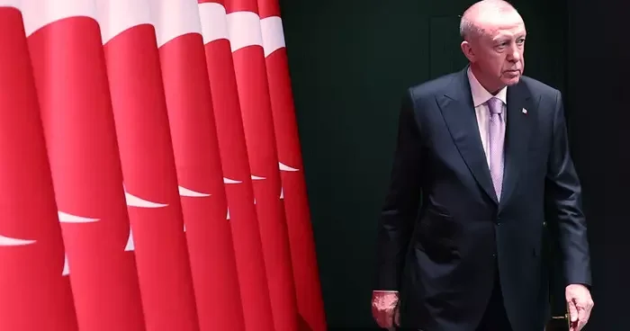 Fesih kararı sonrası Yeni Anayasa hazırlığı iddiası! Cumhurbaşkanı yerine Başkan detayı... Erdoğan ın görev süresi sıfırlanacak.