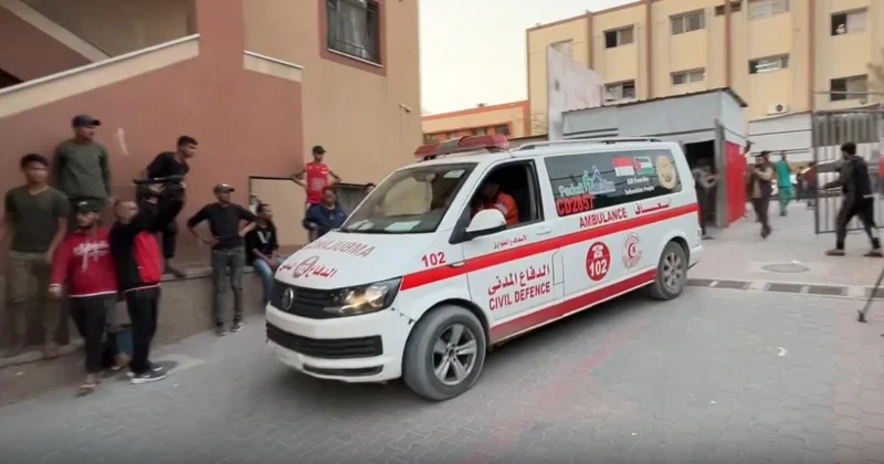 İşgalci İsrail, Gazze Şeridi nin güneyindeki hastaneyi bombaladı
