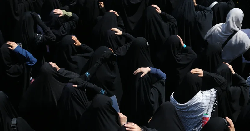 İran’ın başkenti Tahran’da halktan intikam çağrısı