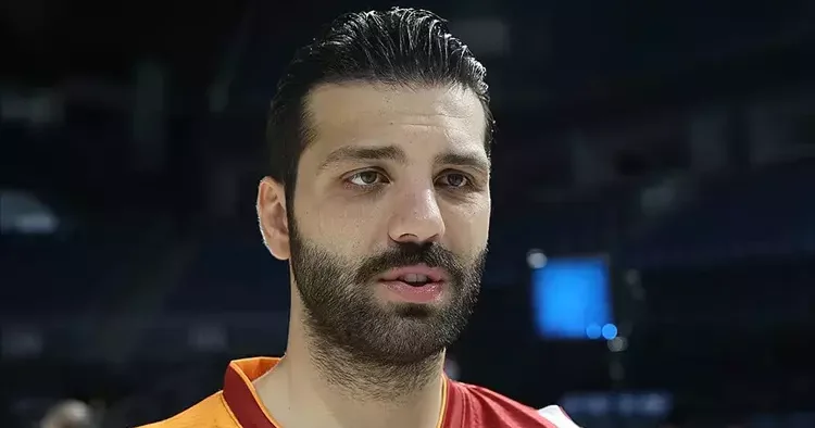 Galatasaray, Göksenin Köksal a veda etti!