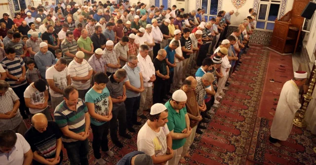 Cuma namazı vakitleri 13 Haziran 2025: Cuma namazı saat kaçta? İstanbul, Ankara, İzmir il il cuma namazı saatleri Dini Bilgiler