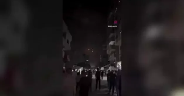 İran ın İsrail e fırlattığı balistik füzeler Gazze de büyük sevince sahne oldu