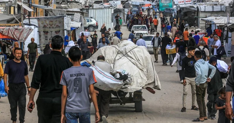 BM: Dünyada zorla yerinden edilen kişi sayısı 122 milyonu aştı
