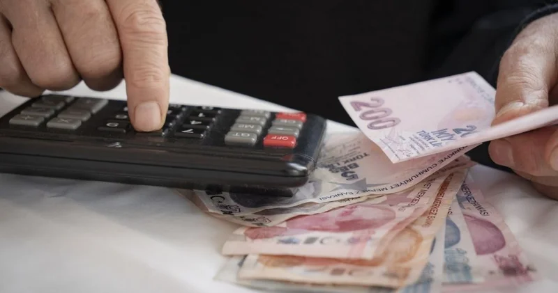Emekli maaşlarına zam müjdesi geliyor mu? AK Parti yanıtladı