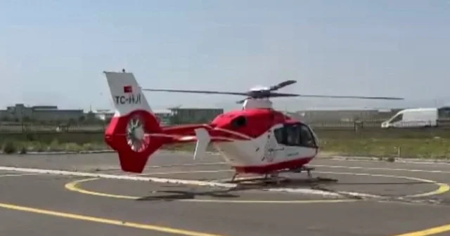 Ambulans helikopter rahatsızlanan çocuk için havalandı VİDEO İZLE