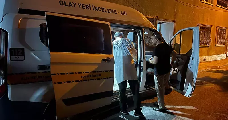 Yayılan koku ile ortaya çıktı; yalnız yaşadığı evinde ölü bulundu